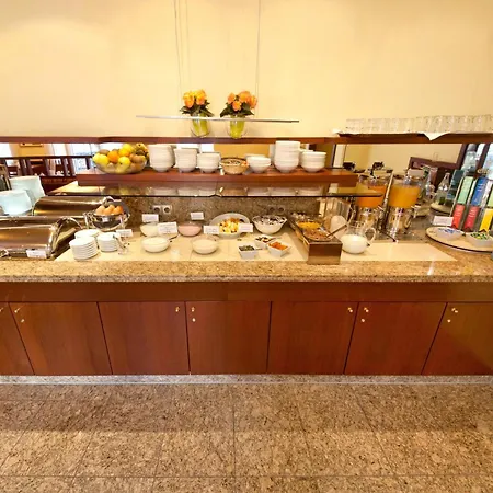 Boulevard Szálloda Stuttgart