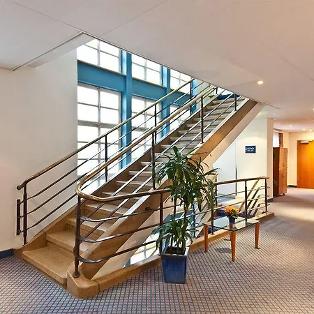 Boulevard Hotel