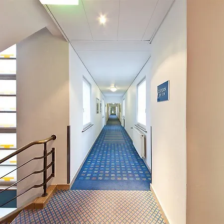 Boulevard Hotel
